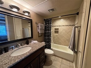 Building Photo - 2220 S Piney Point Rd Building Photo - 2220 S Piney Point Rd