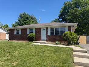 Building Photo - 3732 Red River Dr