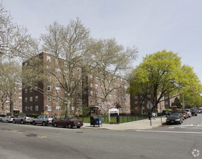 Ravenswood Apartments Astoria, NY