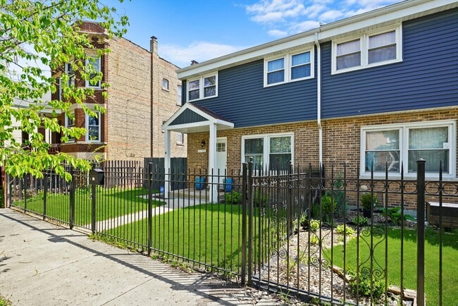 Building Photo - 1731 N Harding Ave