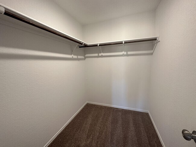 Building Photo - 5874 Coahulia Rdg