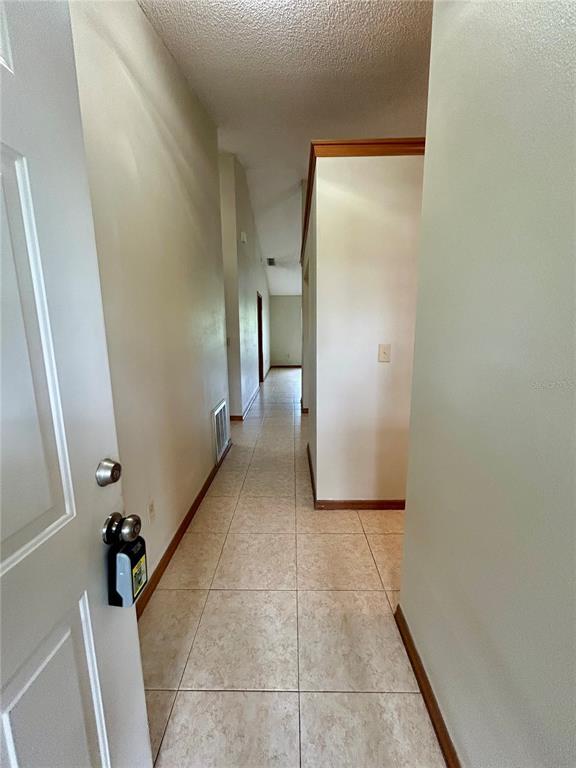 Foto del edificio - 63 Ivy Ln