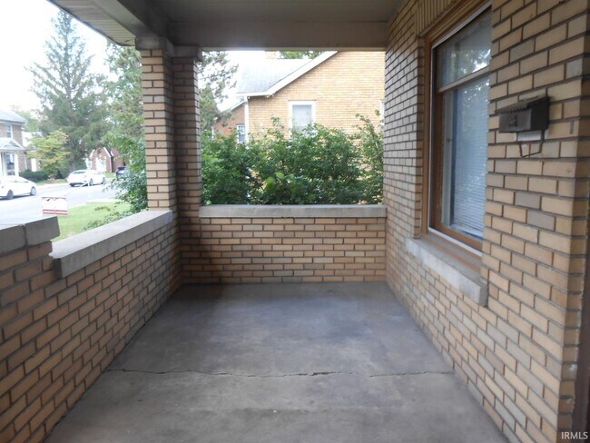 Foto del edificio - 1310 Atwater Ave