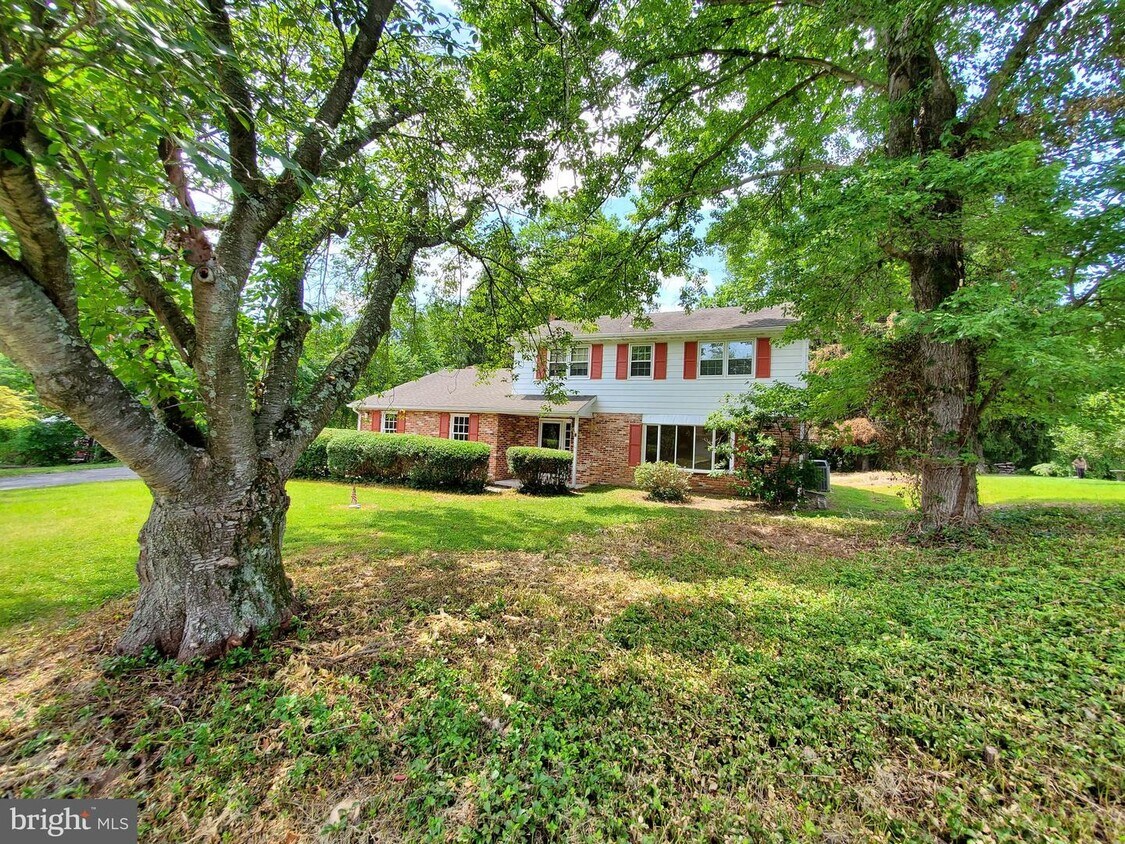 6 The Horseshoe, Newark, DE 19711 House Rental in Newark, DE