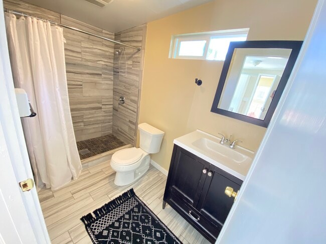 Bathroom - 10 S Grant St