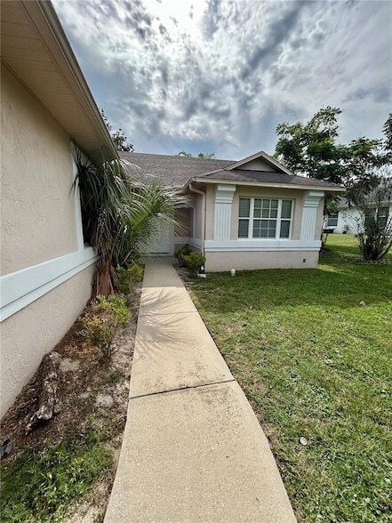 Building Photo - 64 Bougainvillea Dr