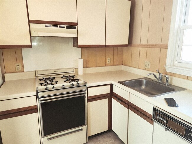 Foto del edificio - 456 Cold Spring Ave