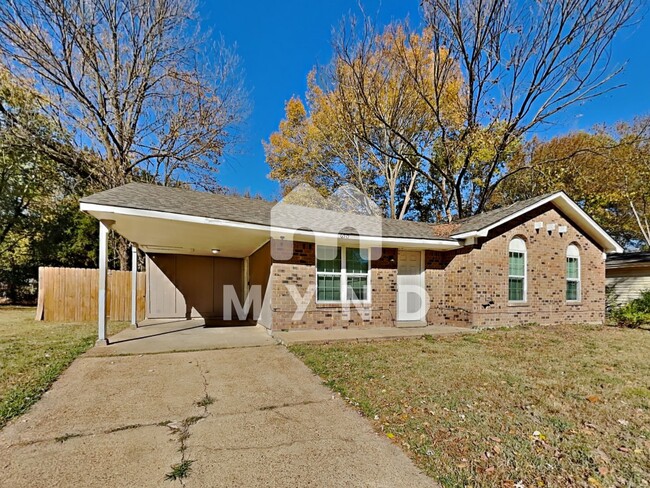 Building Photo - 6575 Ridgewood Rd
