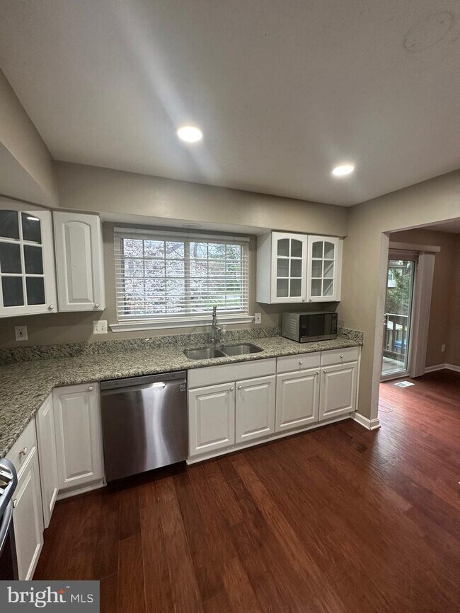 Foto del edificio - 6168 Martins Landing Ct