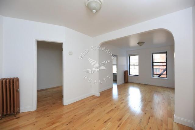 Primary Photo - 2 bedroom in NEW YORK NY 10128