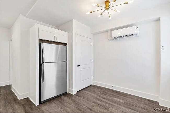 Foto del edificio - 3139 Ellwood Ave