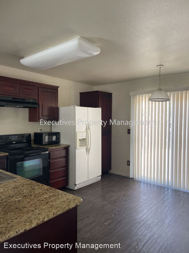Building Photo - 3 br, 2.5 bath House - 4333 Briggs Ln