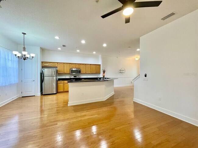 Building Photo - 8626 Miramar Terrace Cir