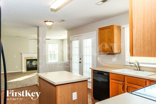 Building Photo - 6732 Long Nook Ln
