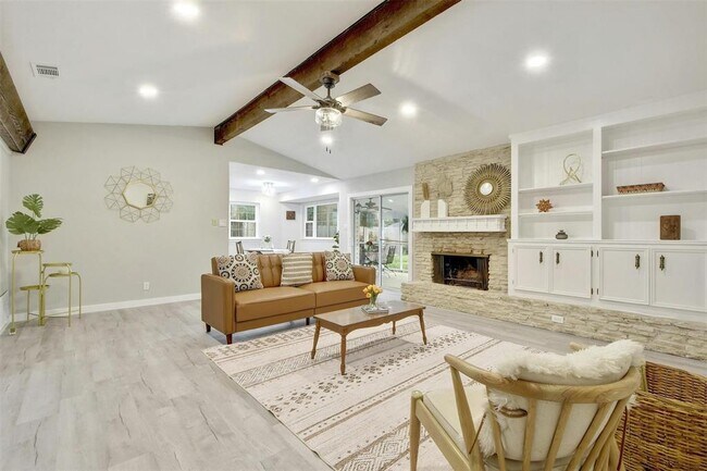 Building Photo - 9609 Braeburn Glen St