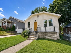 Building Photo - 8527 Philo Ave