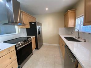 Photo - 2634 Northeast 20th Street, Pompano Beach, FL 33062 - 3 BR 2 BA single-family home