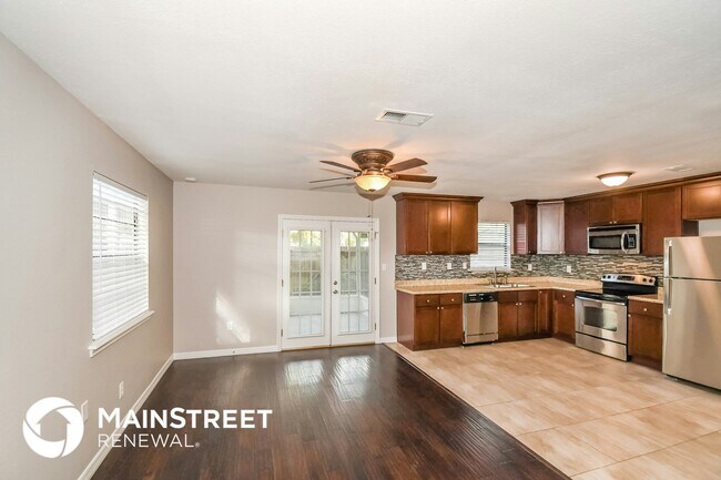Building Photo - 12459 Sago Ave W