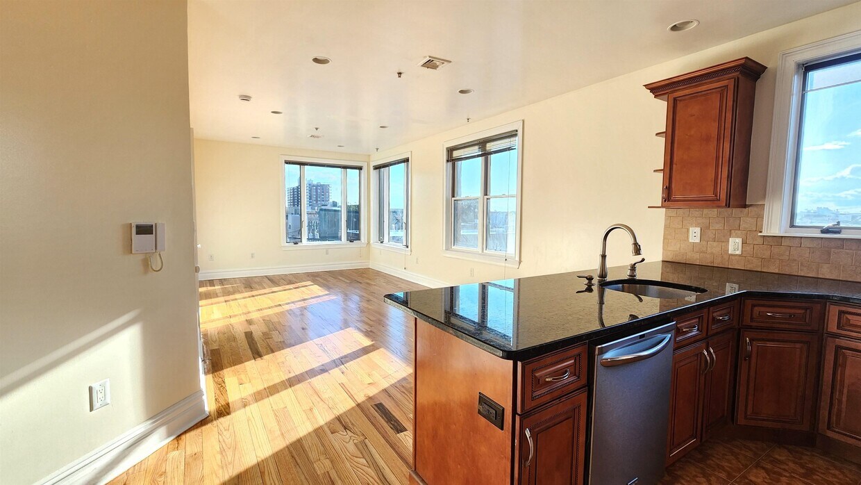 Foto principal - 1000 West St