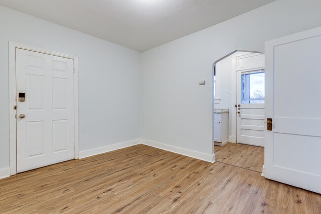 Foto del edificio - 525 Washington Ave