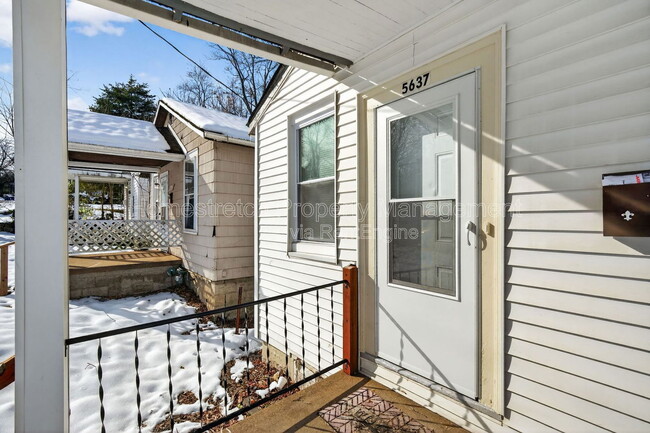 Building Photo - 5637 Hodiamont Ave