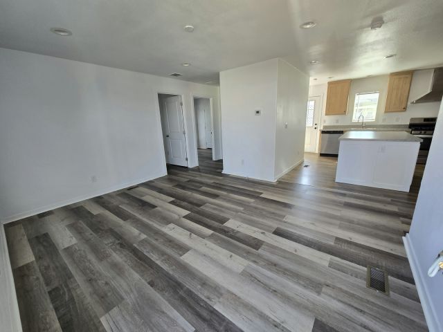 Foto del edificio - 6223 E Sahara Ave