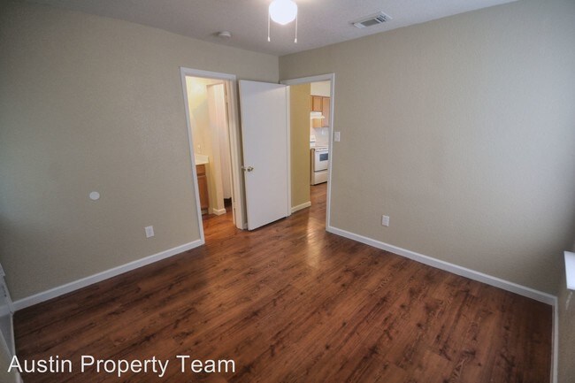 Building Photo - 5608 Cougar Dr