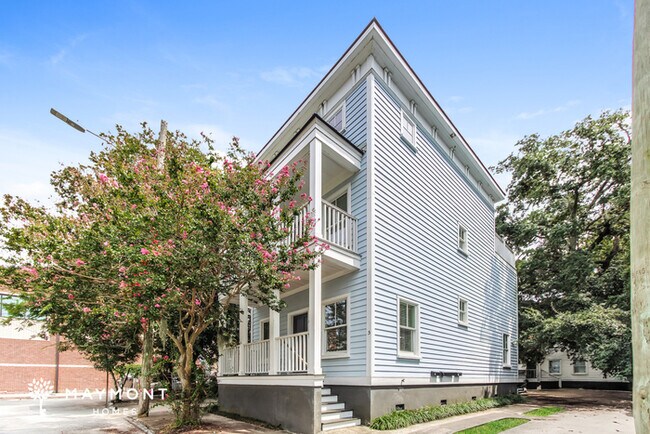 Building Photo - 4 Bedroom Home in Downtown Charleston