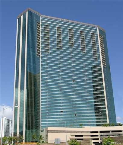 Building Photo - 1177 Queen St
