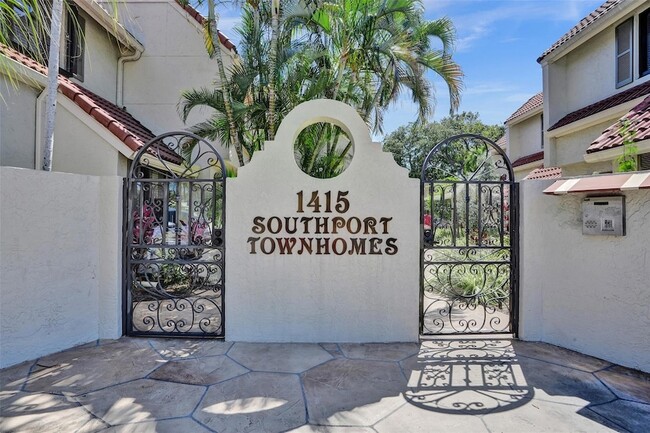 Photo - 1415 Miami Rd Townhome