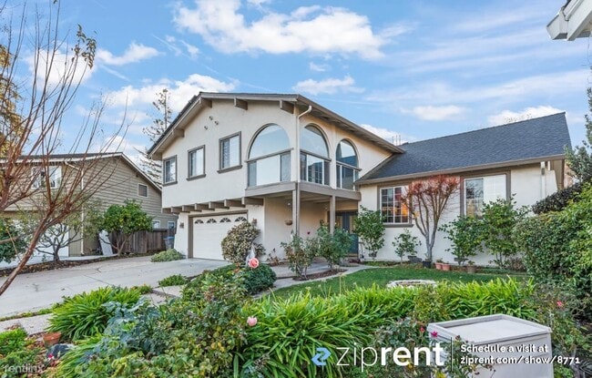 Building Photo - 5 br, 3 bath House - 2025 Park Royal Drive...