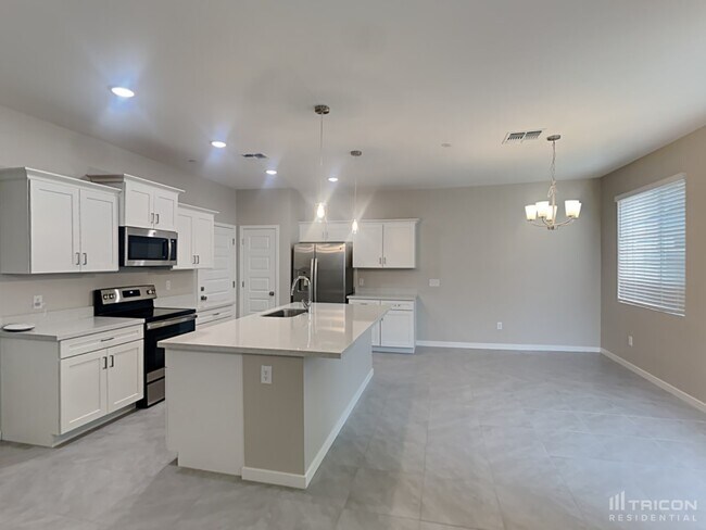 Foto del edificio - 1337 N Parkcrest