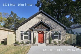 Building Photo - 1811 W 16th St