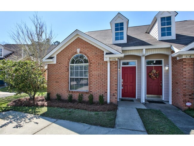 Foto del edificio - 1330 Pawnee Pointe Ct