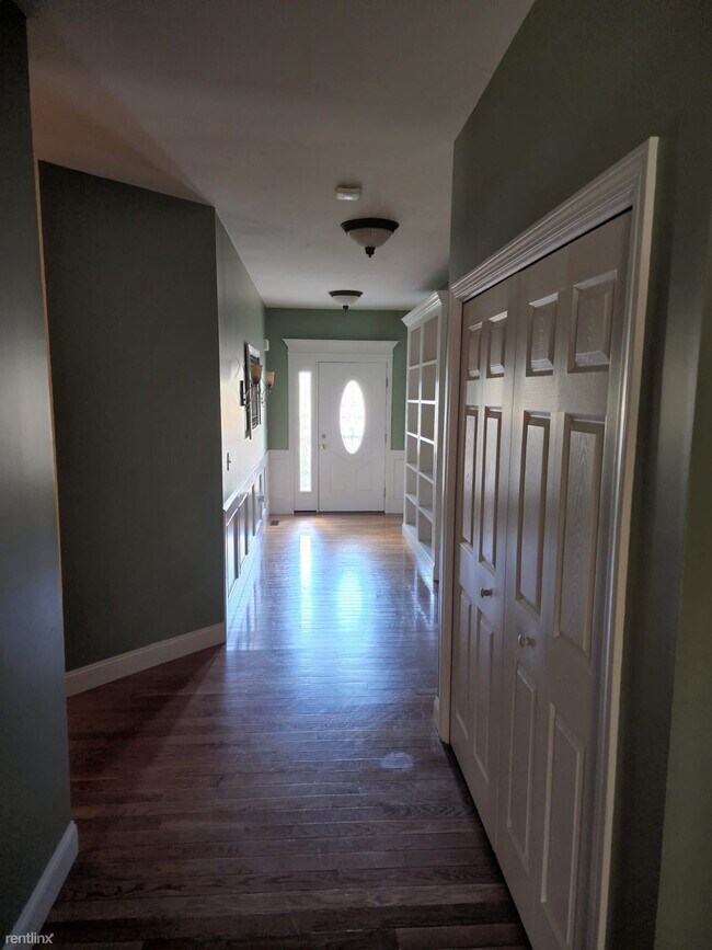 Building Photo - 5 br, 3 bath House - 92 Cherrywood Drive