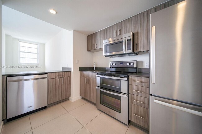 Foto del edificio - 910 West Ave