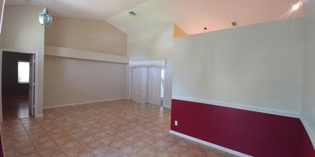 Building Photo - 1059 Sweet Briar Pl