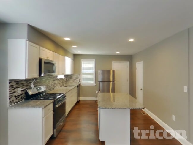 Foto del edificio - 3017 Lavender Ave