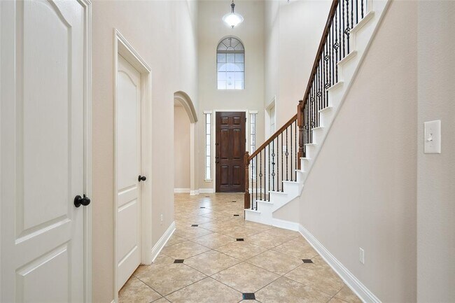Foto del edificio - 2228 Lookout Knoll Dr