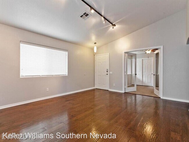 Building Photo - 3 br, 2 bath House - 247 SUNNY SUMMIT STREET