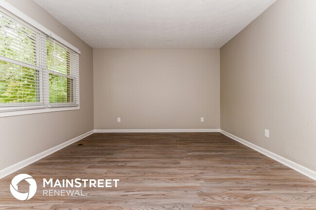 Building Photo - 2830 Botany Dr