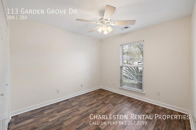 Building Photo - 113 Garden Grove Dr