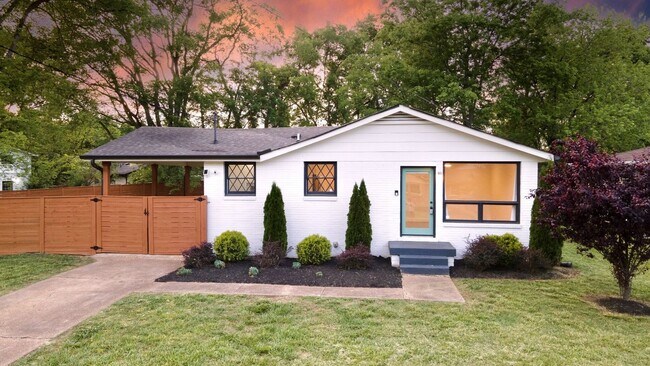 Photo - **ABSOLUTELY STUNNING TOP-TO-BOTTOM RENOVA... House