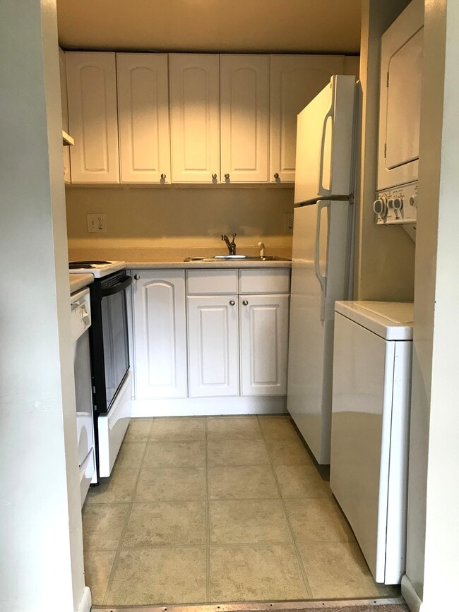 Foto del edificio - 614 Elliott St NE