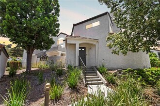 Building Photo - 13133 Le Parc Blvd