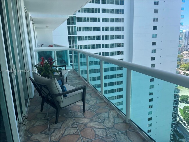 Foto del edificio - 1800 N Bayshore Dr