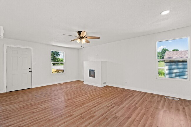 Foto del edificio - 4714 Rice Rd