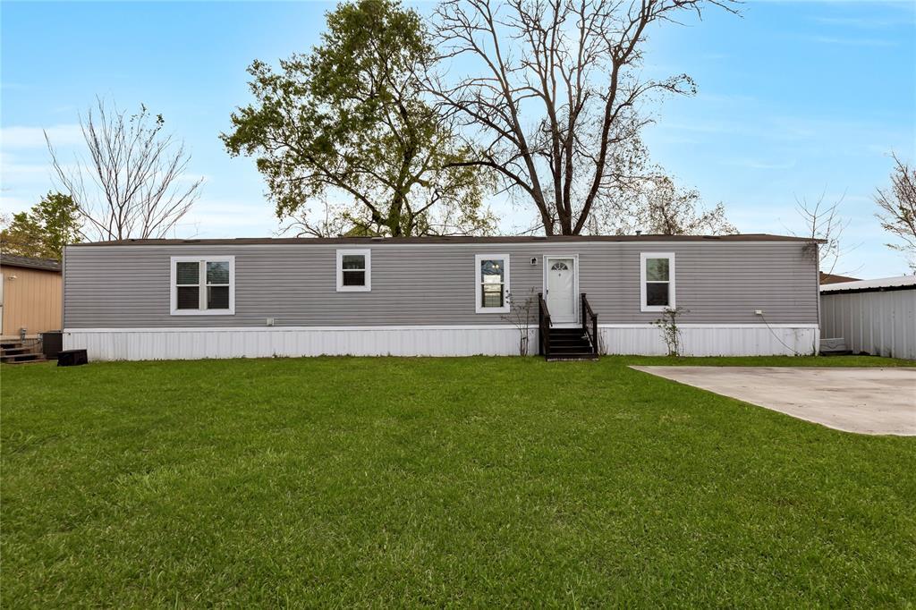 Primary Photo - 16023 E Channelview Dr