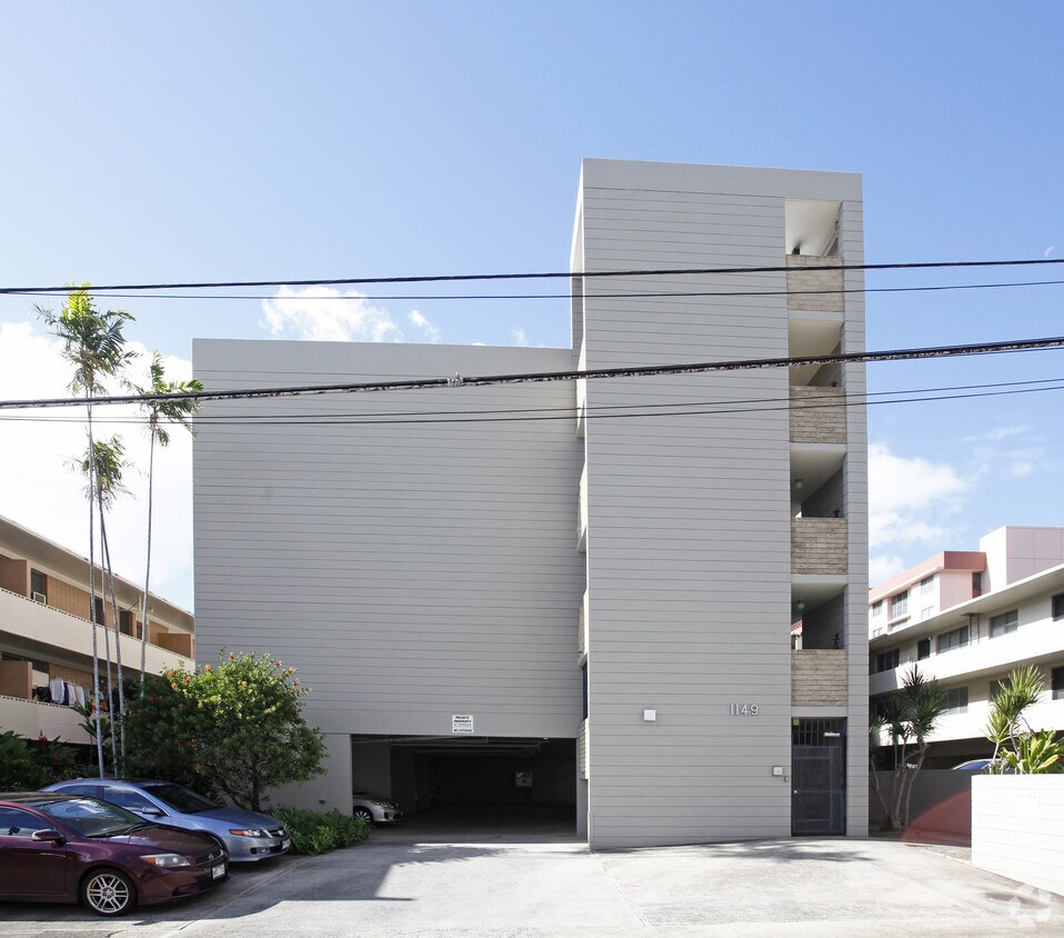 Building Photo - 1149 Davenport St