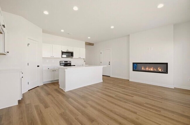 Foto del edificio - 3402 E Thunder St